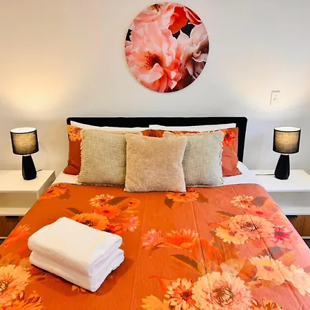 City Stadium Stay Cbd Apartment A, Chc